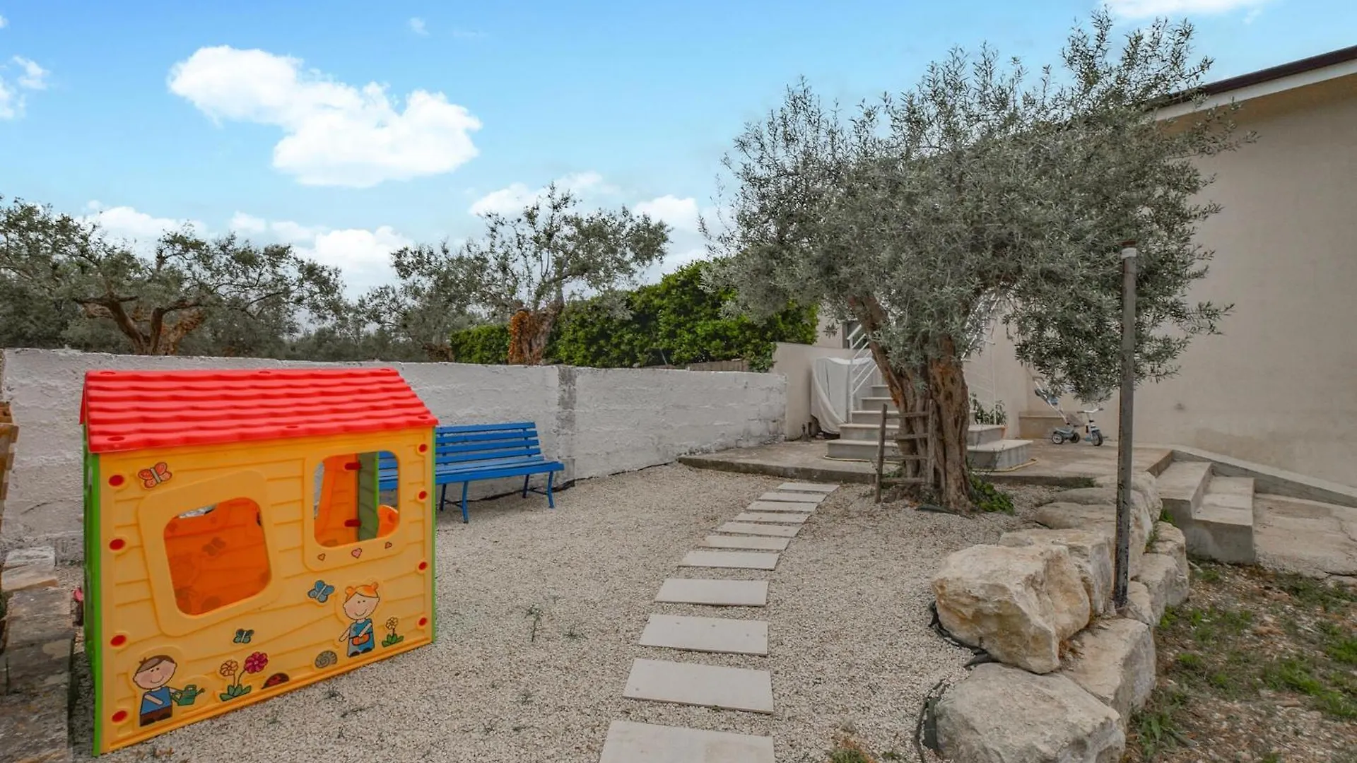 Amazing Home In Giarratana With Kitchenette Holiday home